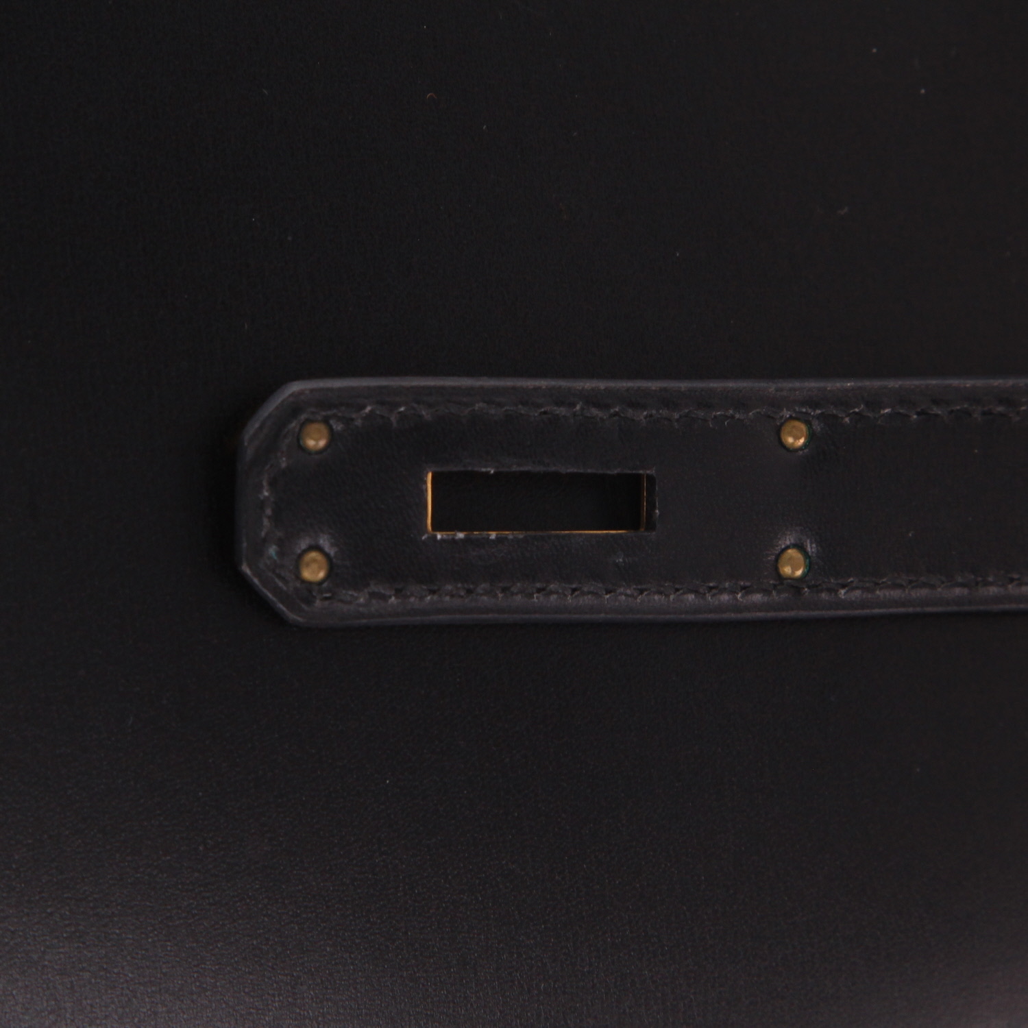 Hermès  Kelly 32 cm handbag  in black box leather - Detail D4