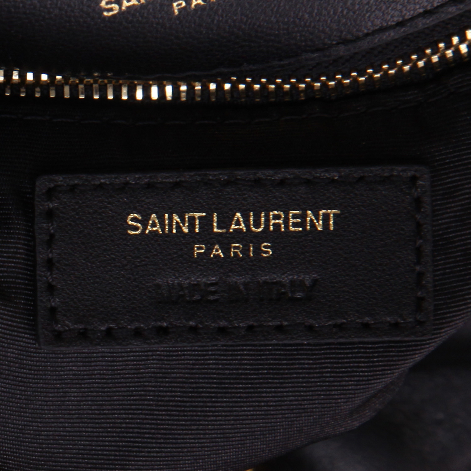 Saint Laurent  Puffer small model  shoulder bag  in black leather - Detail D2