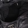 Chanel  Hobo handbag  in black leather - Detail D3 thumbnail