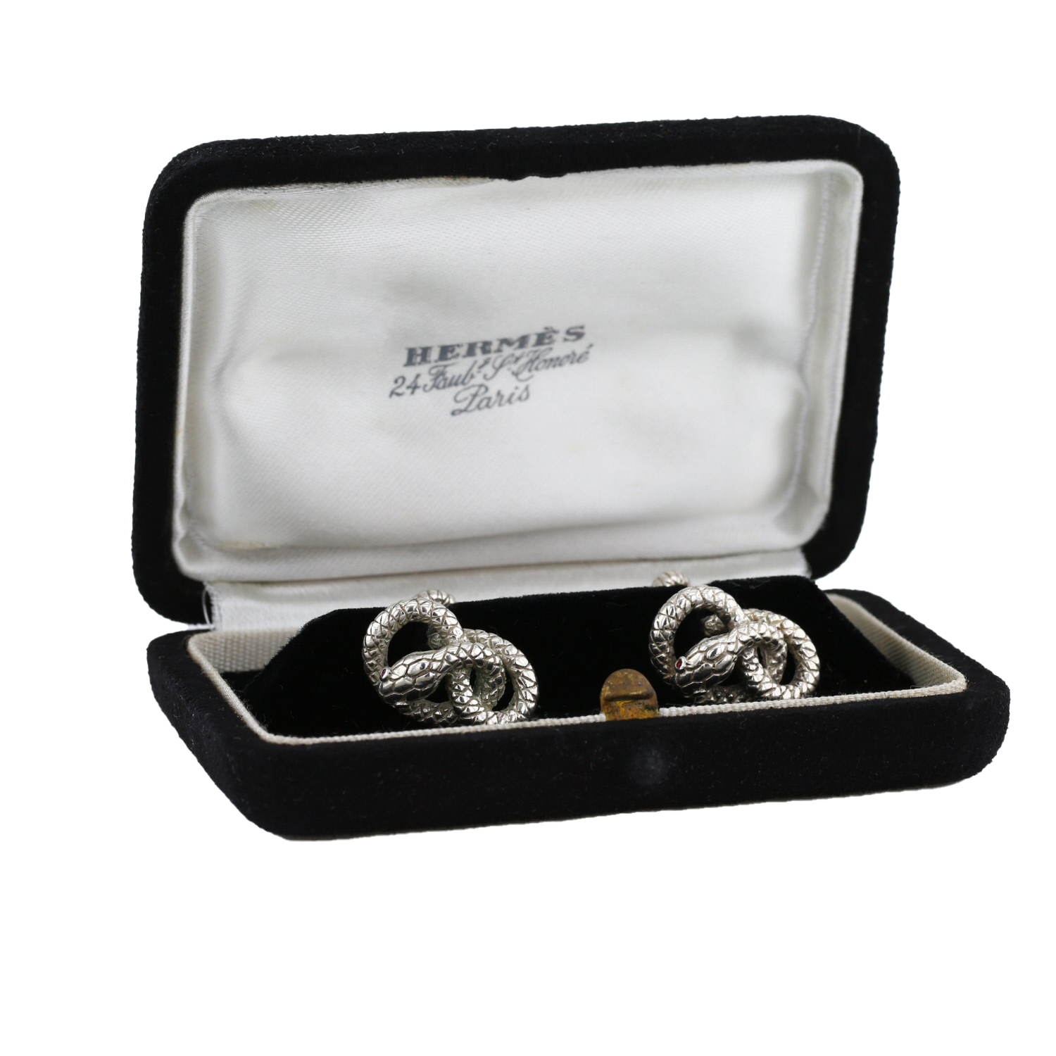 Paire de boutons de manchette époque années 70 Hermès en argent et laque rouge - Detail D2