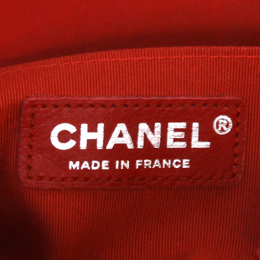 Borsa a tracolla Chanel  Boy in pelle rossa - Detail D2