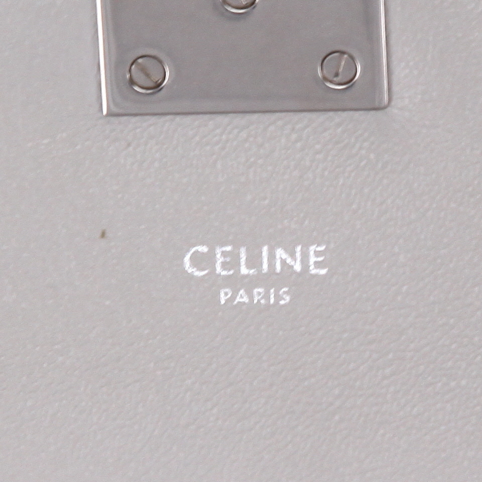 Celine  C bag bag worn on the shoulder or carried in the hand  in grey leather - Detail D2