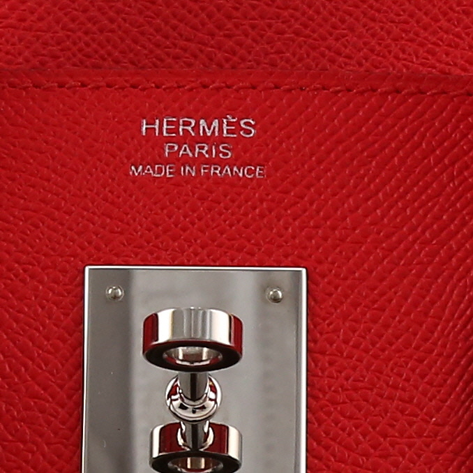 Hermès  Birkin 30 cm handbag  in pomegranate red epsom leather - Detail D2