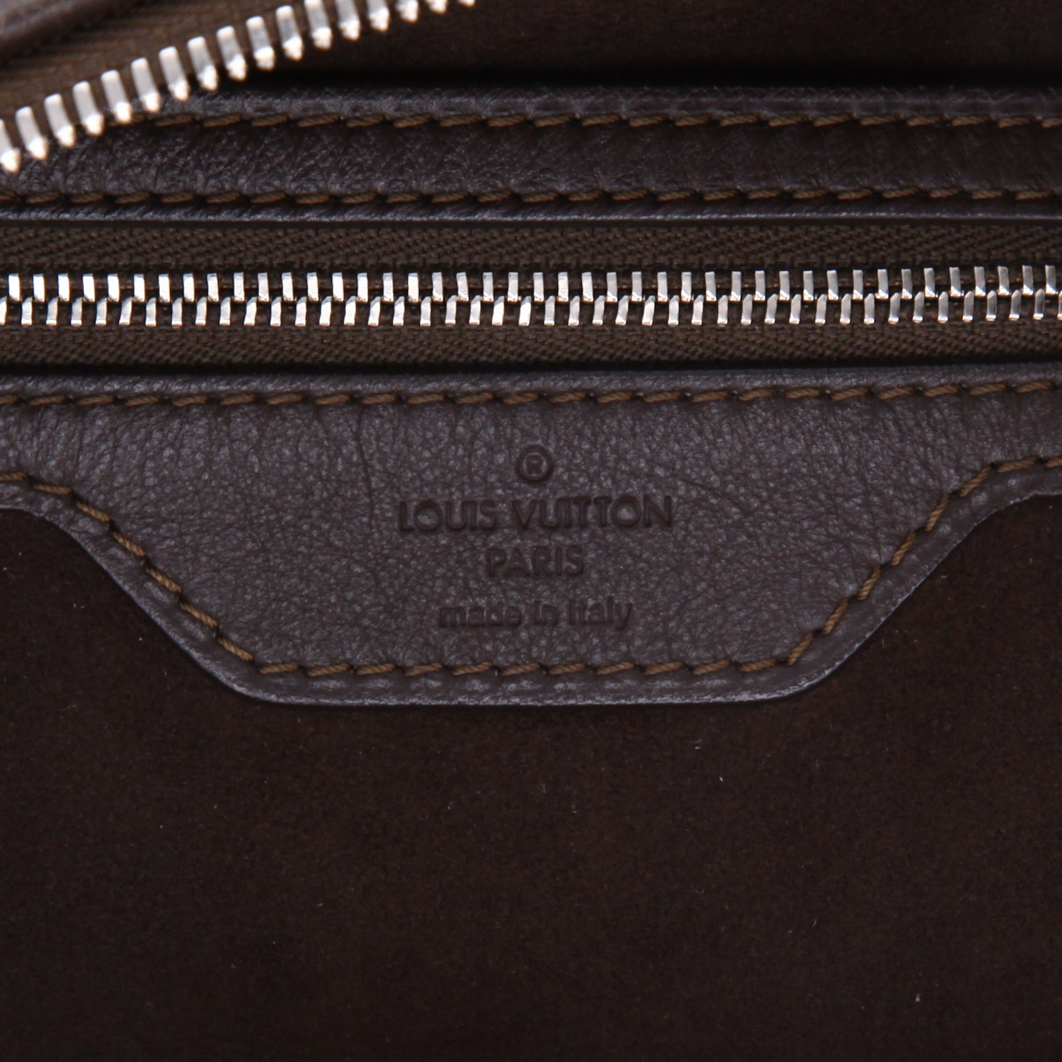 Sac à main Louis Vuitton  Ixia en cuir Mahina marron et cuir lisse - Detail D2