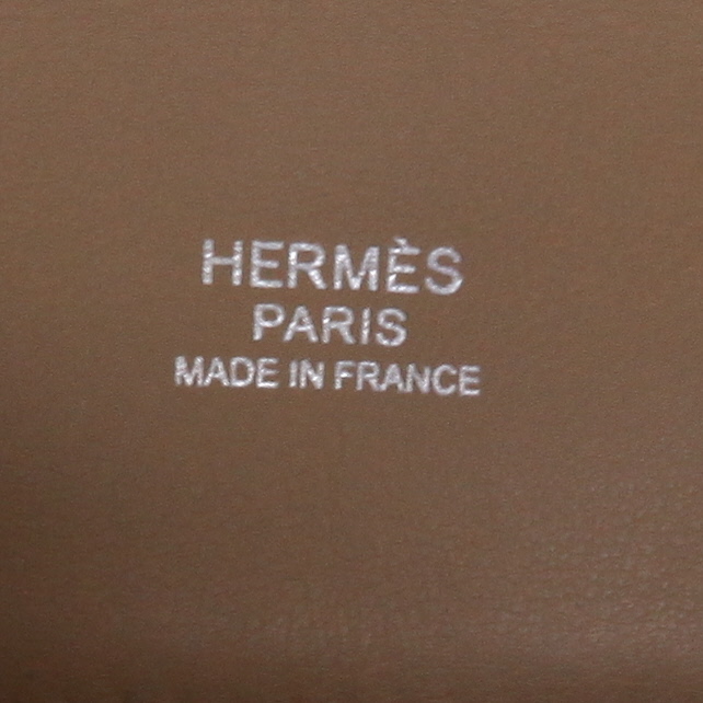 Borsa a tracolla Hermès  Berline modello piccolo  in pelle Swift beige - Detail D2