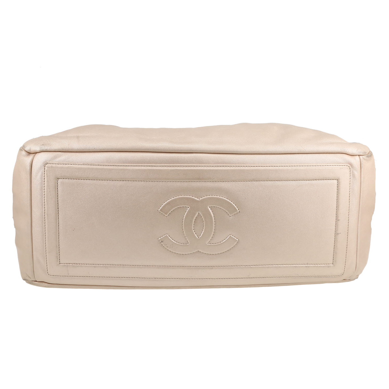 Chanel  Coco Cocoon handbag  in gold quilted leather - Detail D1