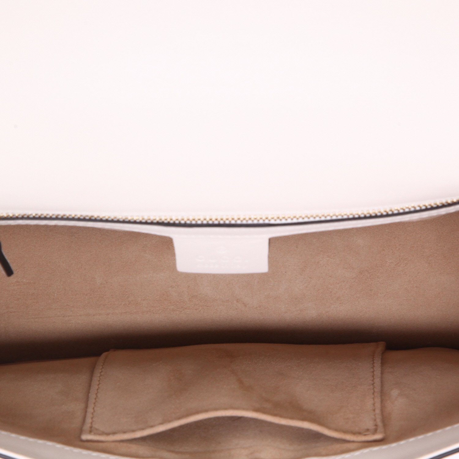 Bolso para llevar al hombro Gucci Sylvie en cuero blanco - Detail D3
