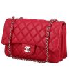 Bolso de mano Chanel  Timeless en cuero acolchado color frambuesa - 00pp thumbnail