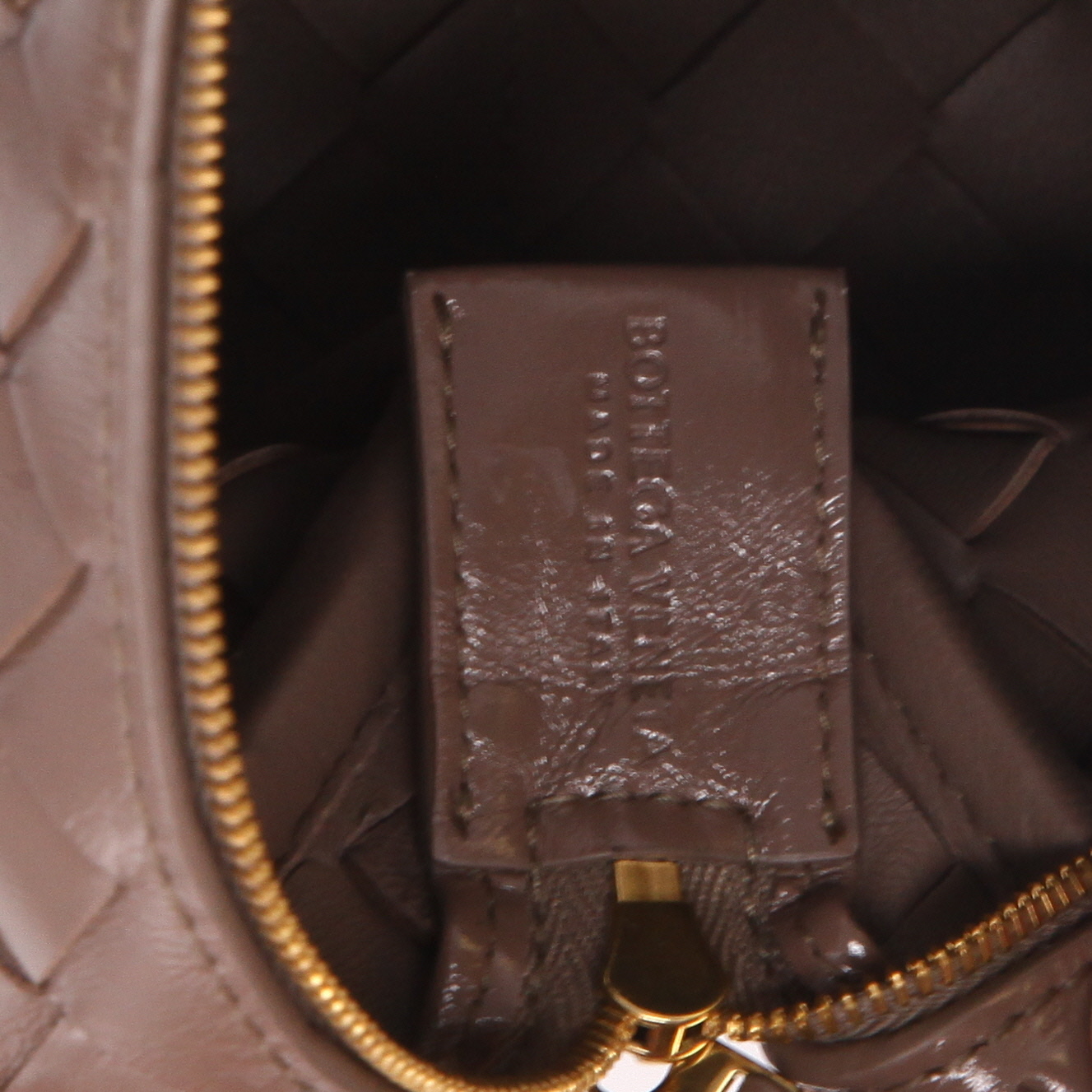 Borsa a tracolla Bottega Veneta  Loop modello piccolo  in pelle intrecciata marrone - Detail D2