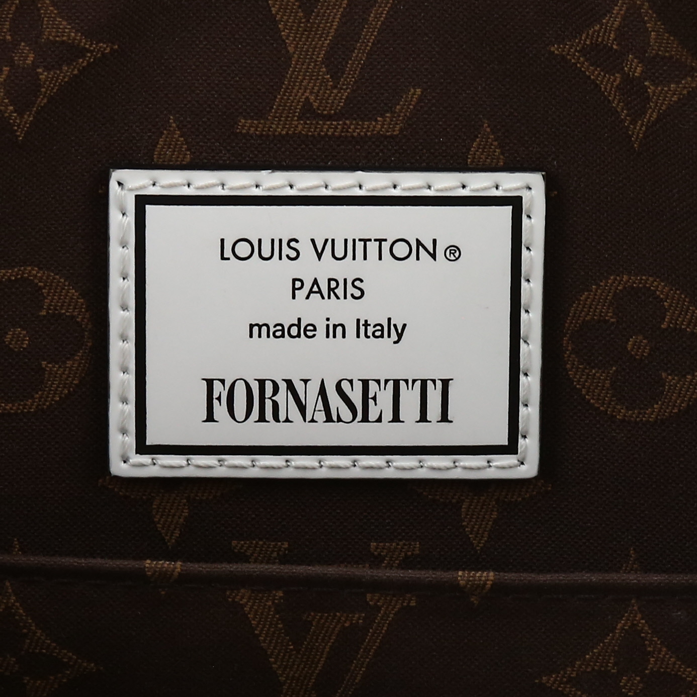 Sac à main Louis Vuitton  Speedy 25 en cuir verni doré et argent et toile monogram enduite marron - Detail D2