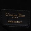 Bolso de mano Dior  Saddle en cuero negro - Detail D2 thumbnail
