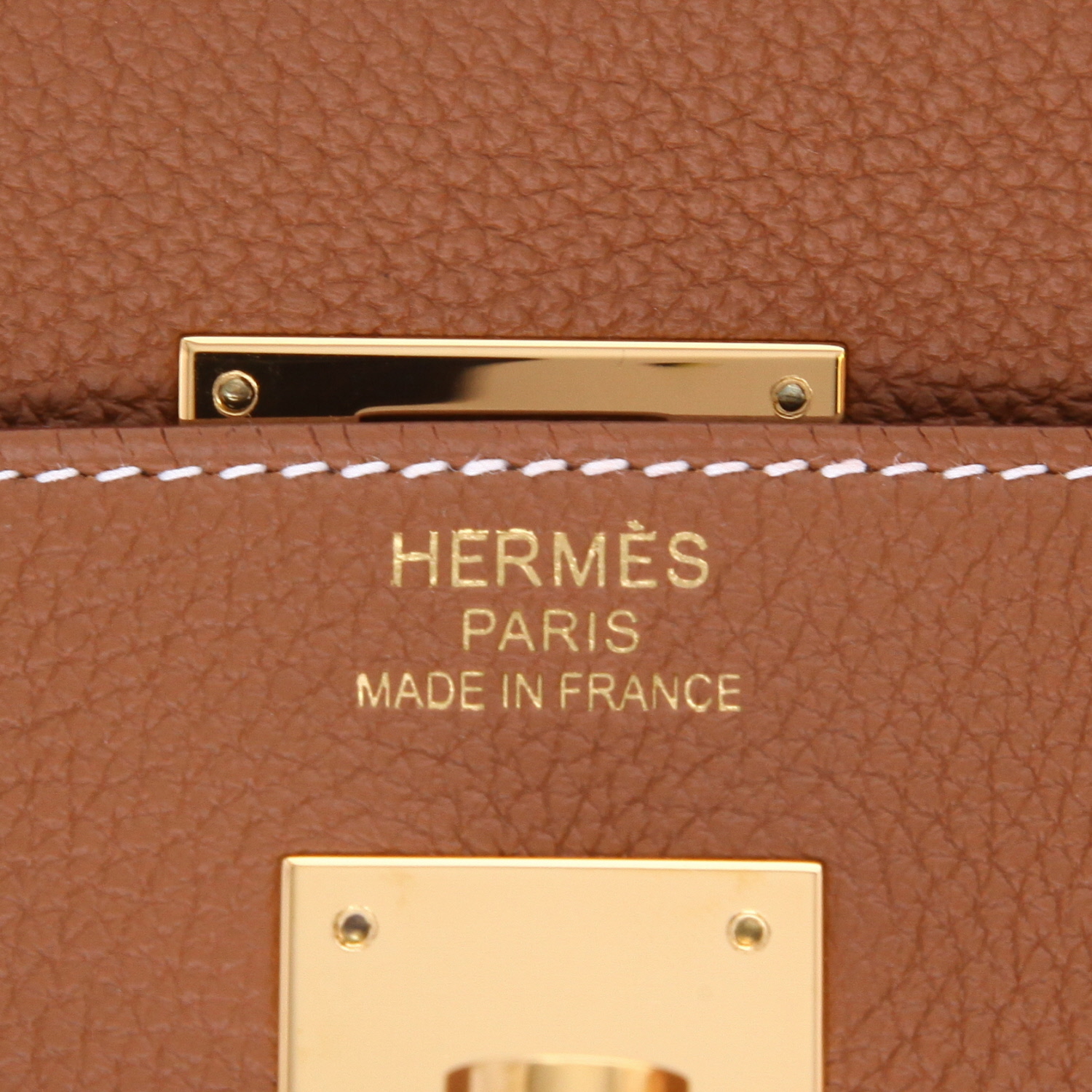 Hermès  Kelly 35 cm handbag  in gold togo leather - Detail D2