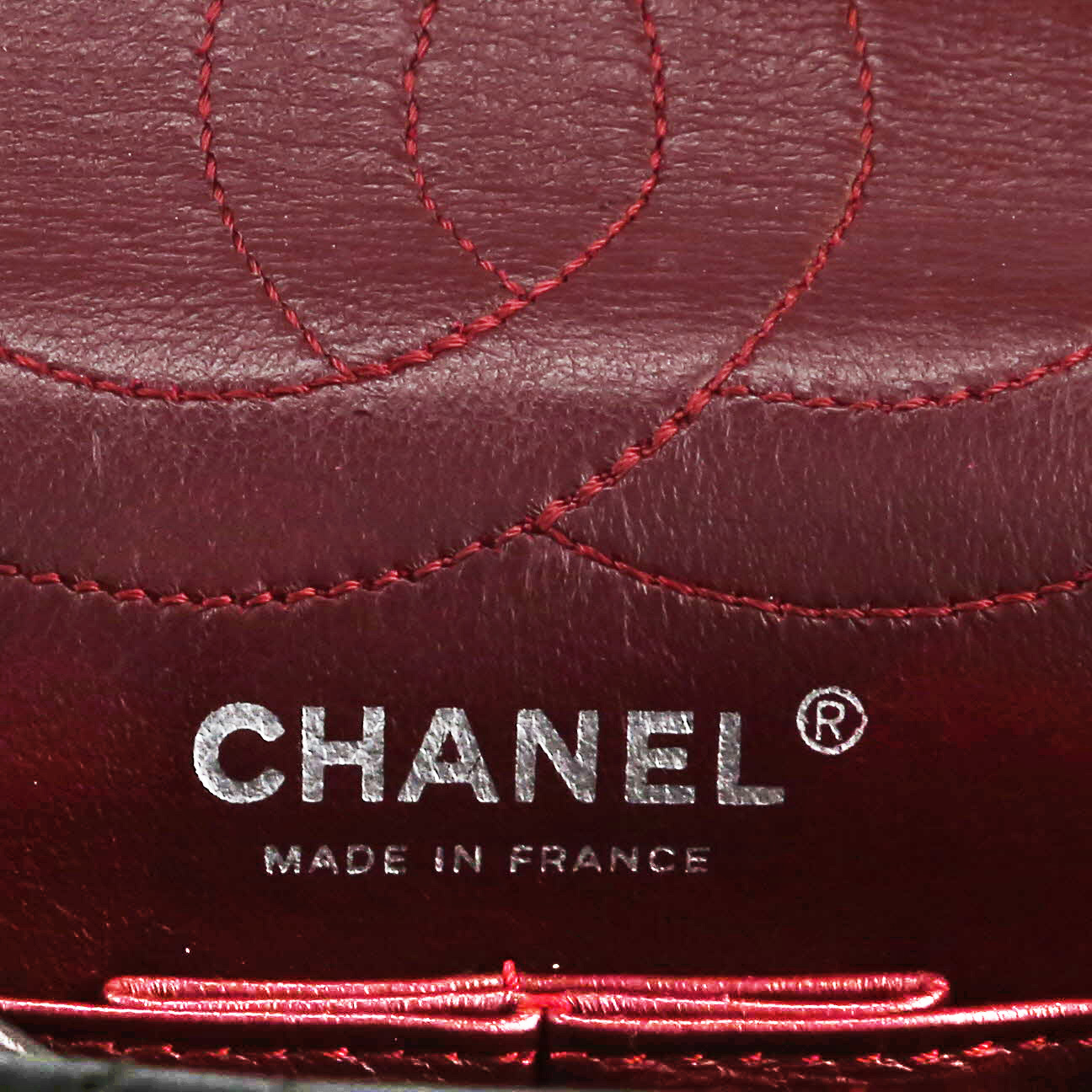 Sac à main Chanel 2.55 en cuir matelassé noir - Detail D2