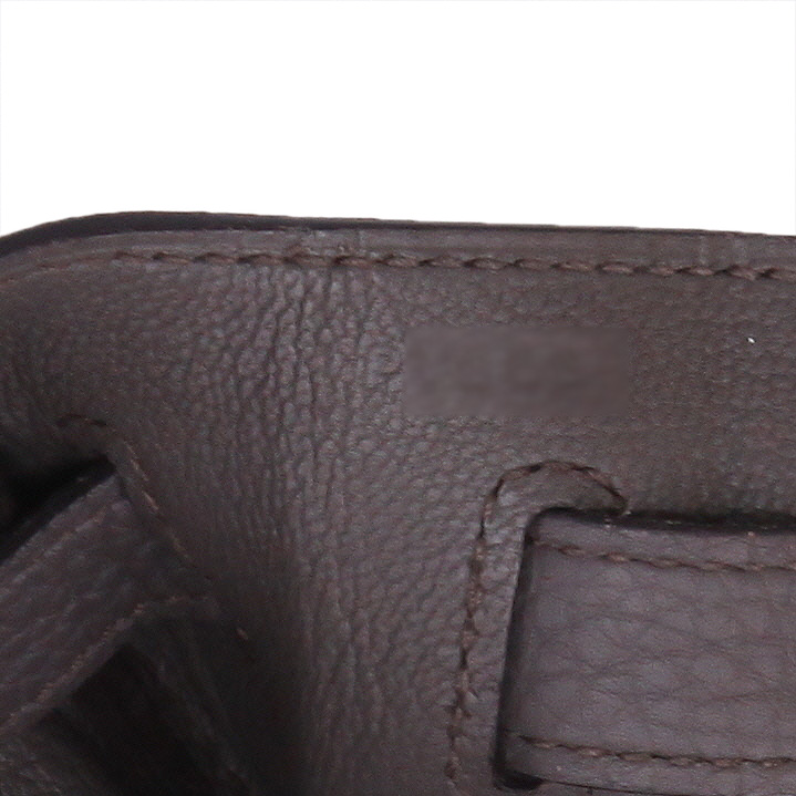 Bolso de mano Hermès  Kelly 32 cm en cuero togo gris estaño - Detail D4