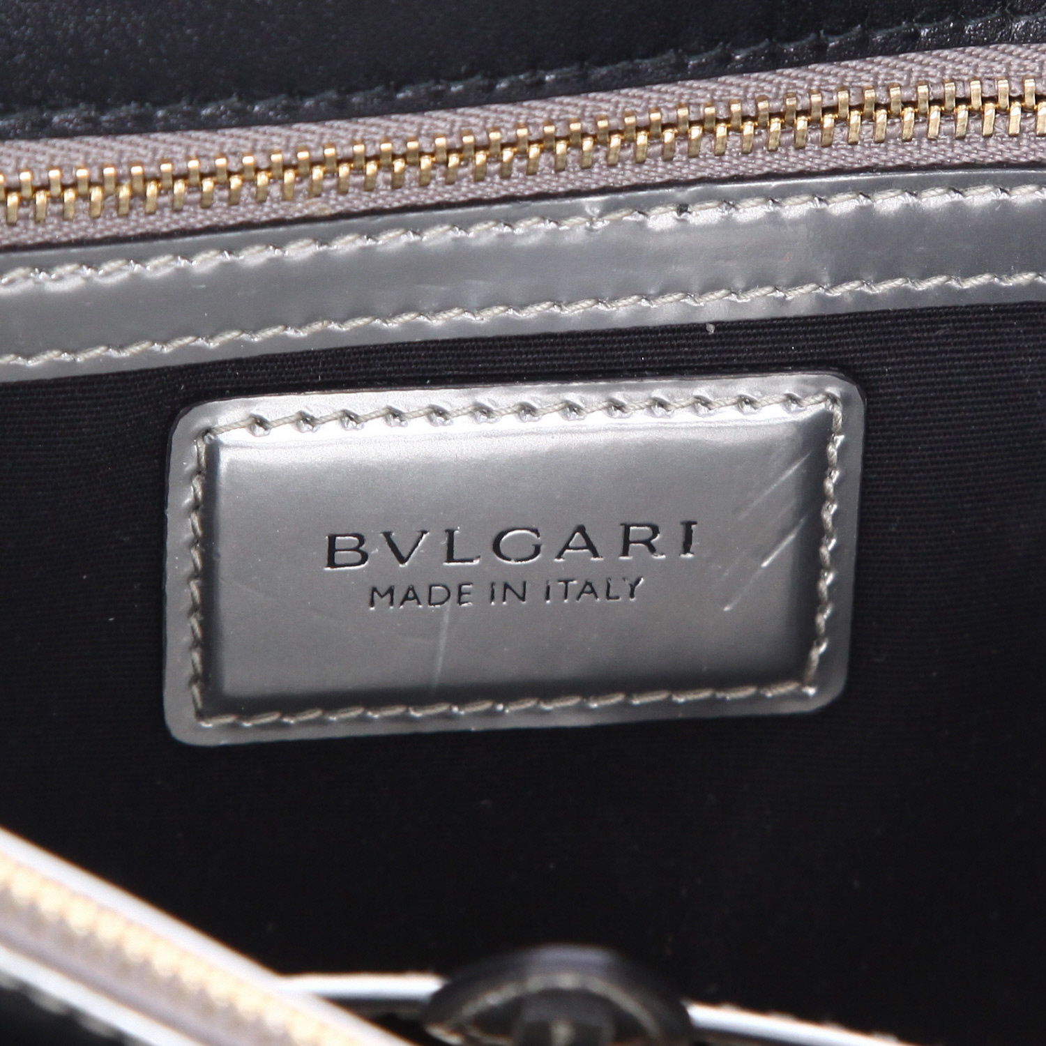 Sac à main Bulgari  Forever en cuir argent - Detail D2
