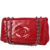 Chanel  Editions Limitées shoulder bag  in red patent leather - 00pp thumbnail