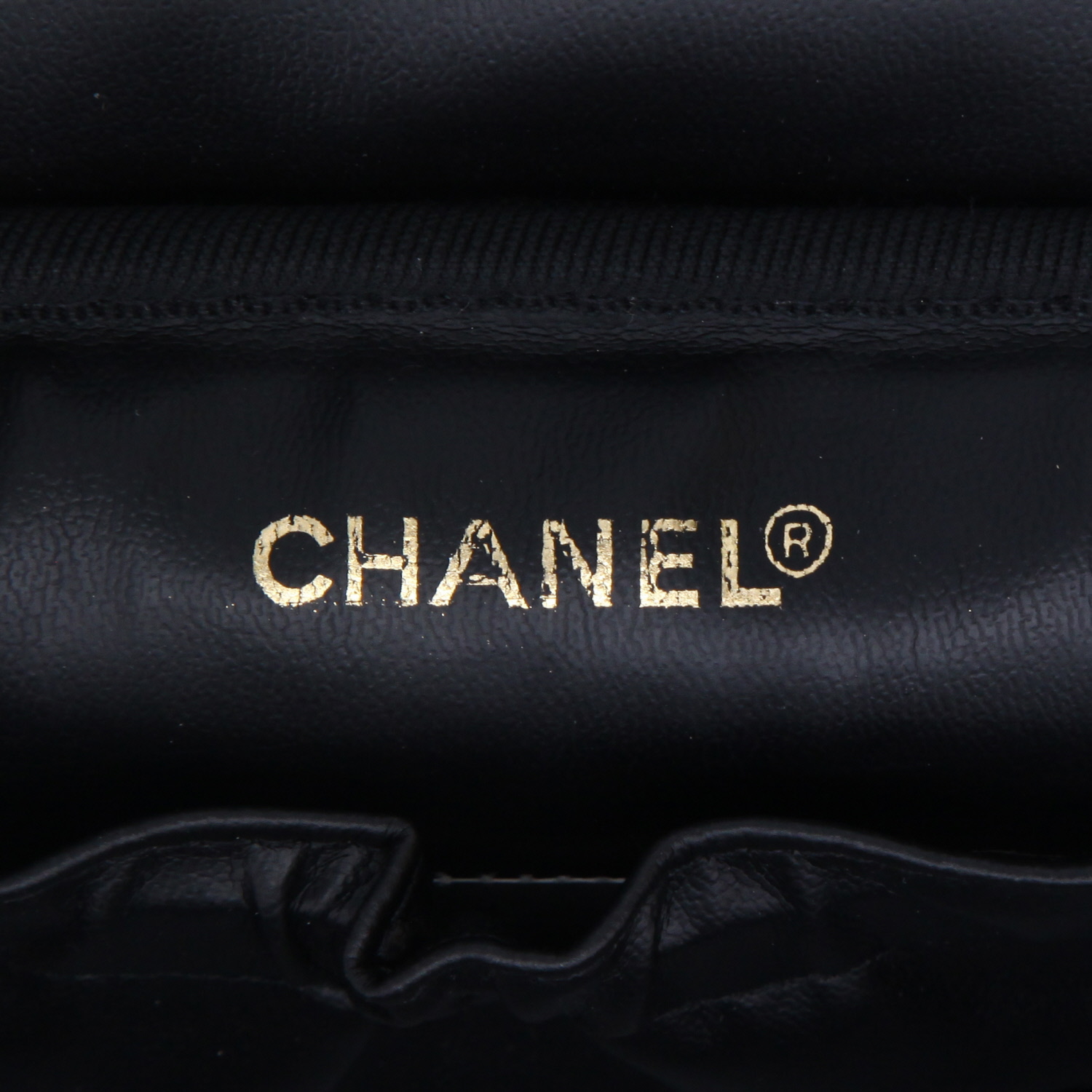 Chanel  Vanity vanity case  in black leather - Detail D2