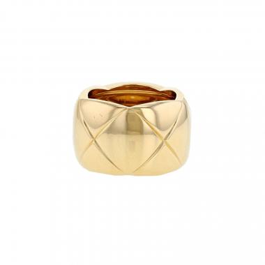 Anello Chanel Coco Crush modello grande in oro giallo