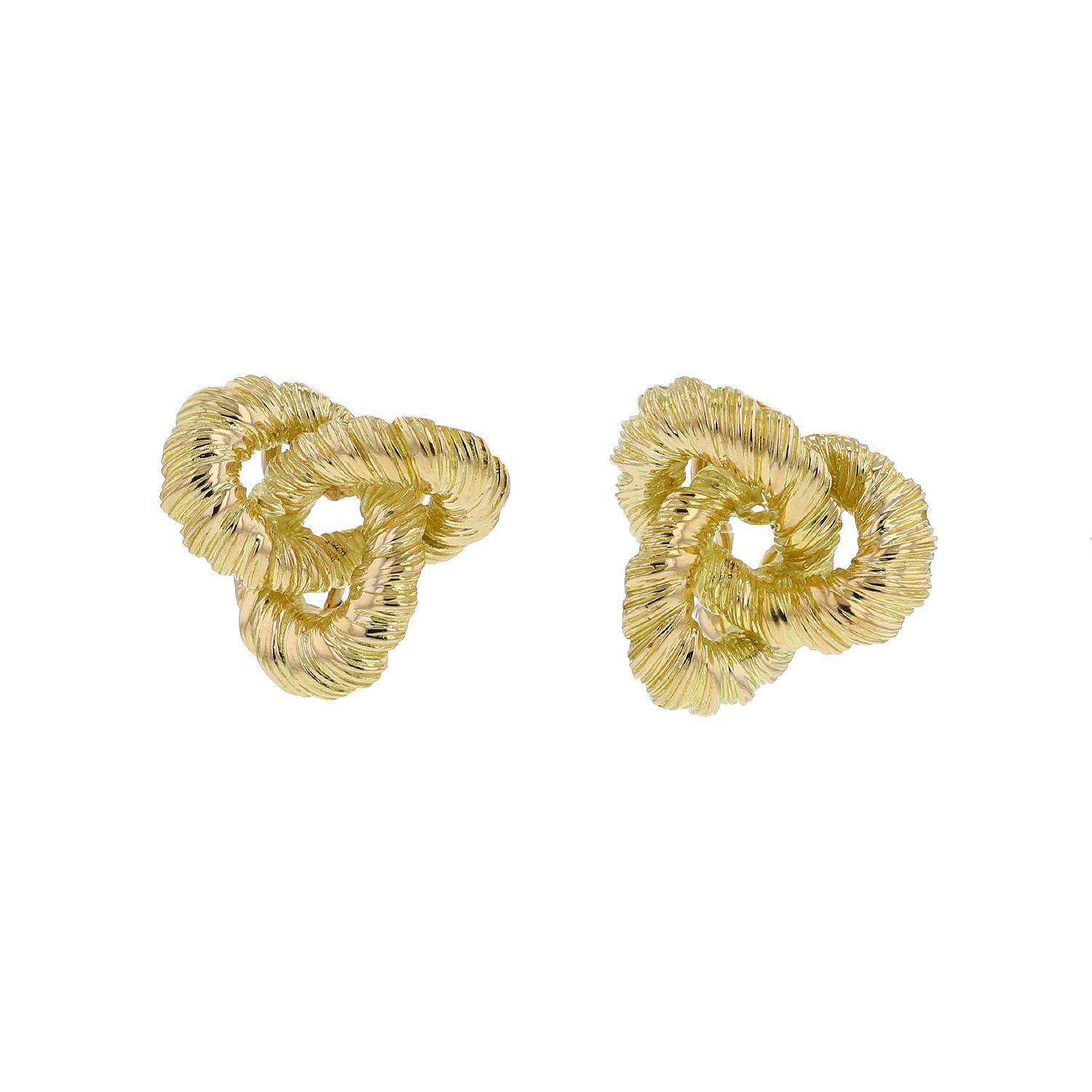 Vintage  earrings for non pierced ears in yellow gold
