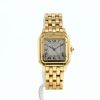 Reloj Cartier Panthère modelo grande  de oro amarillo Ref : 8839 Circa 1990 - 360 thumbnail