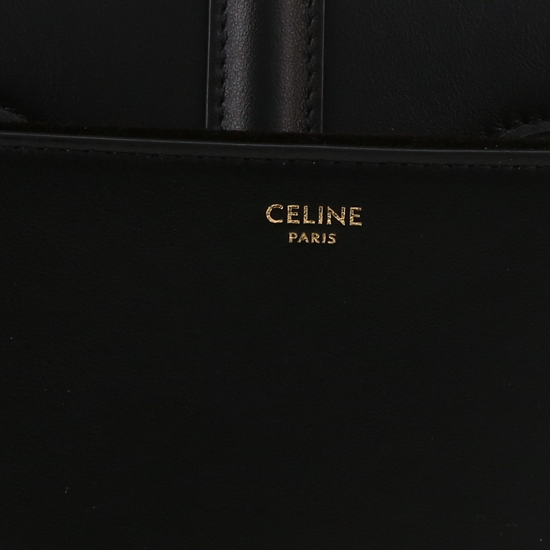 Bolso de mano Celine  Soft Teen en cuero negro - Detail D2