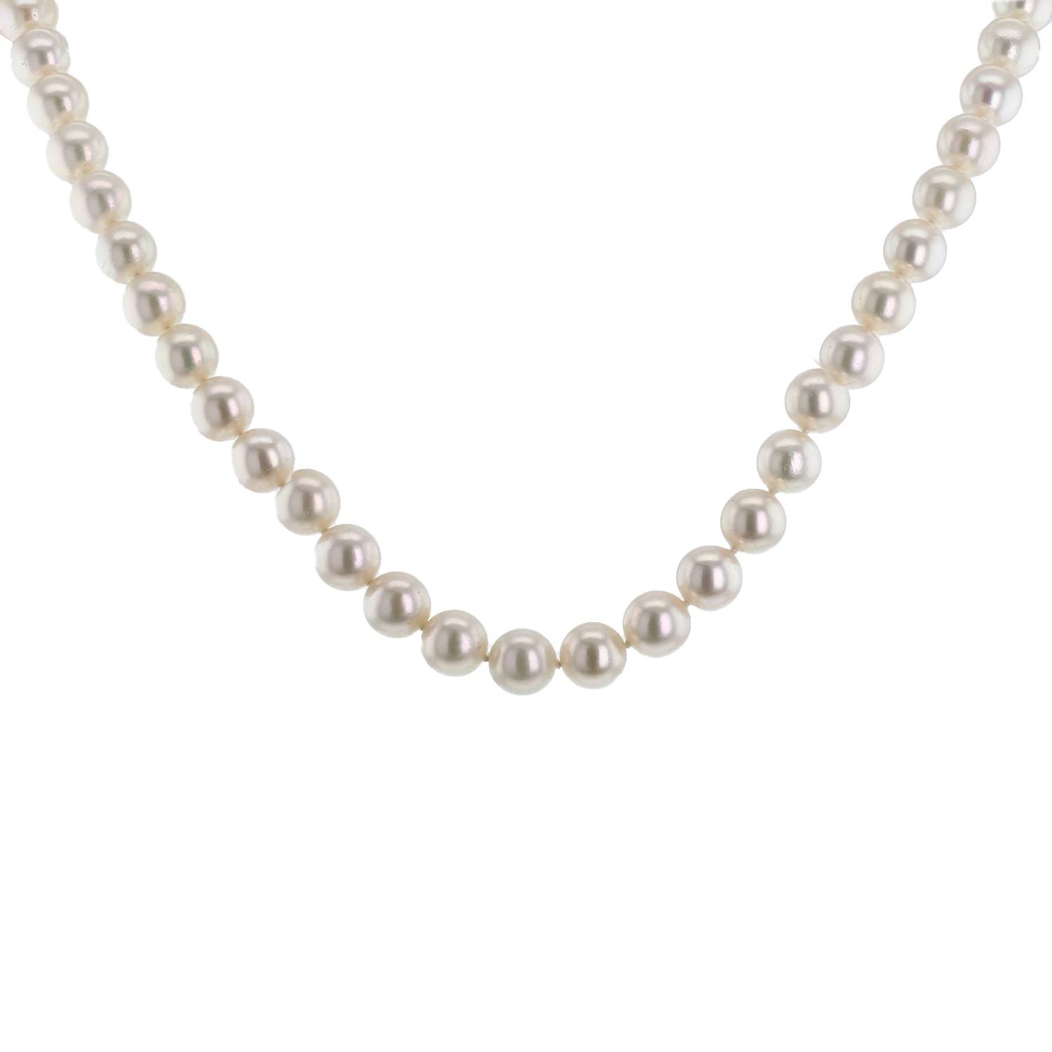 Mikimoto  necklace in yellow gold and cultured pearls