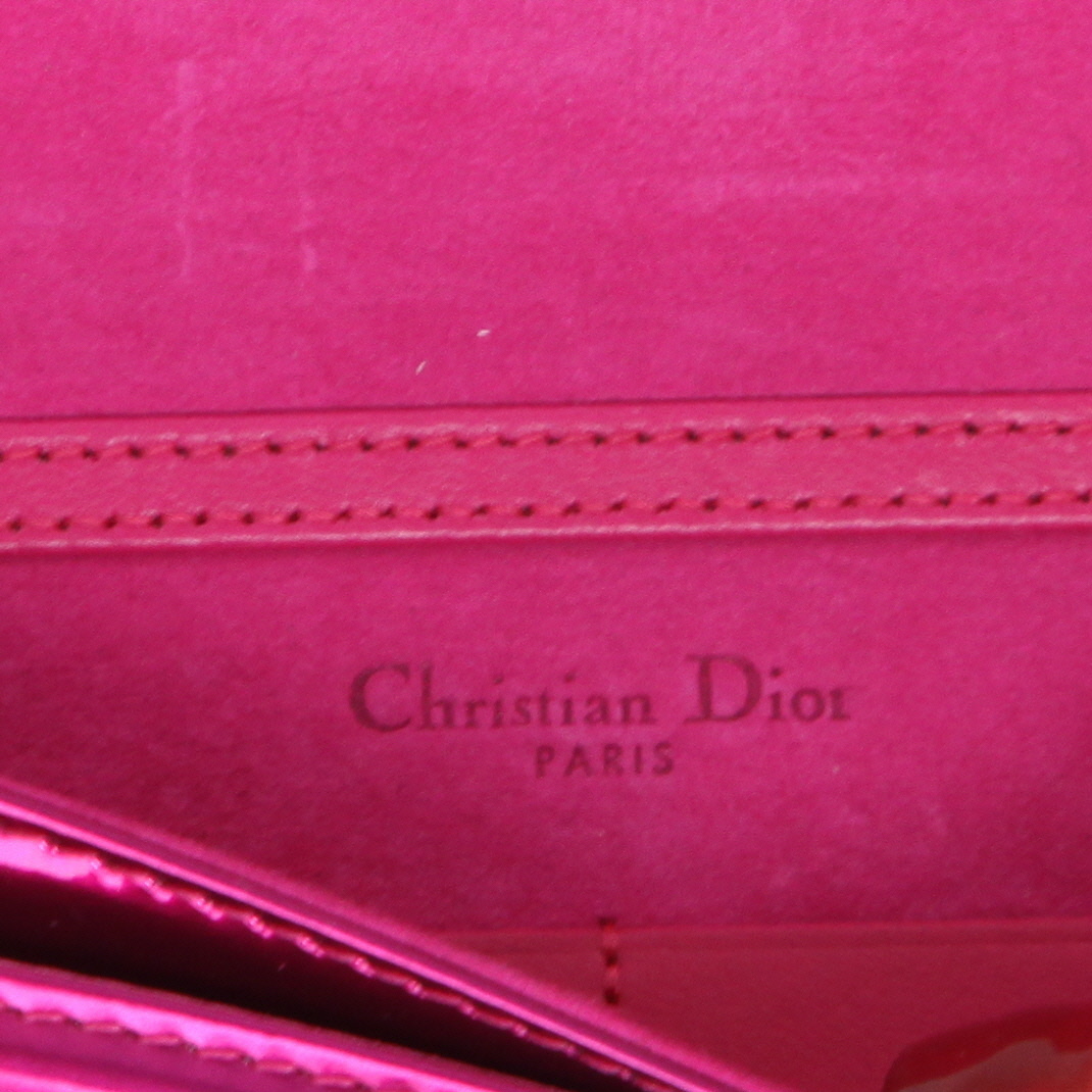 Dior  Diorama shoulder bag  in pink patent leather - Detail D2