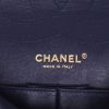 Bolso de mano Chanel  Chanel 2.55 en lona denim azul - Detail D2 thumbnail