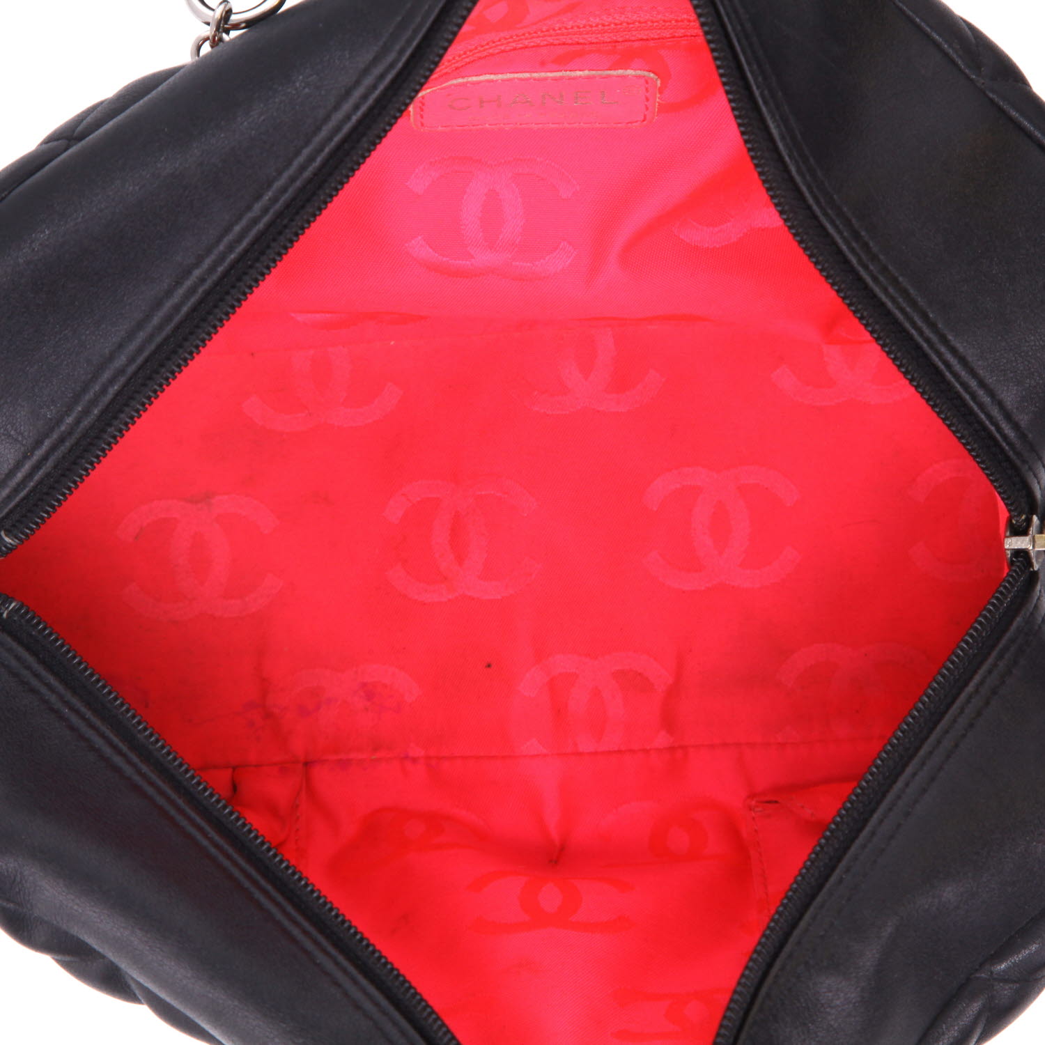 Bolso de mano Chanel  Cambon en cuero acolchado negro y blanco - Detail D3