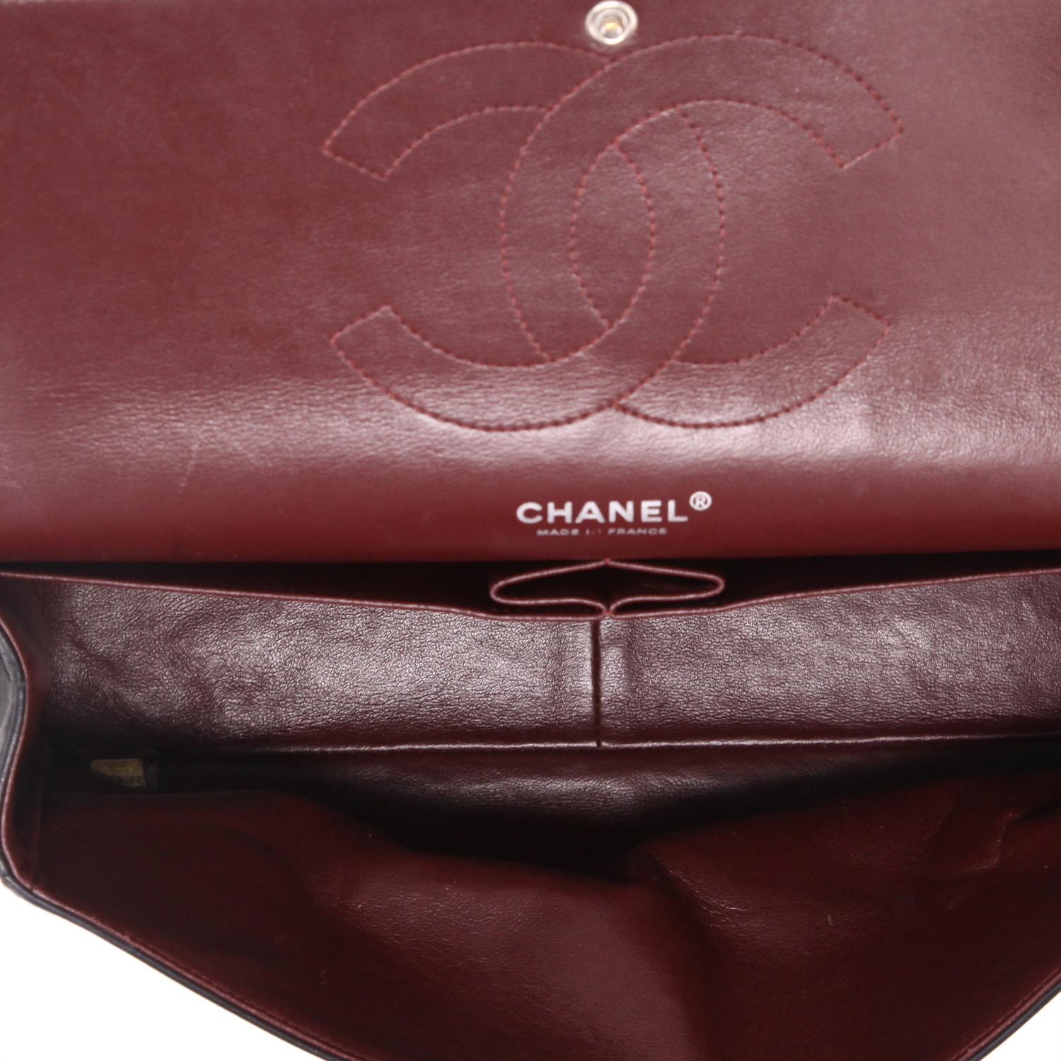 Borsa a tracolla Chanel  Timeless Jumbo in pelle trapuntata nera - Detail D3