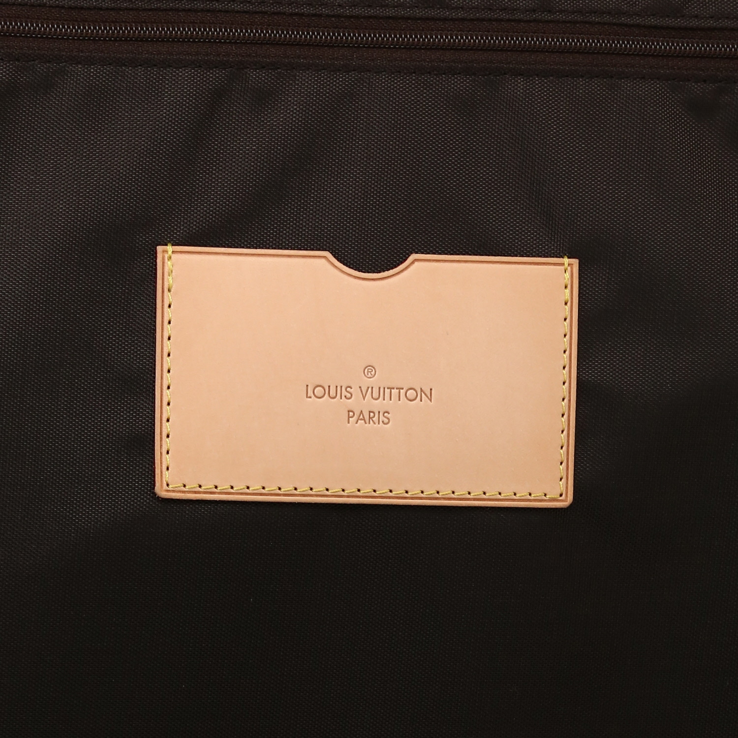 Maleta flexible Louis Vuitton  Pegase en lona Monogram marrón y cuero natural - Detail D2