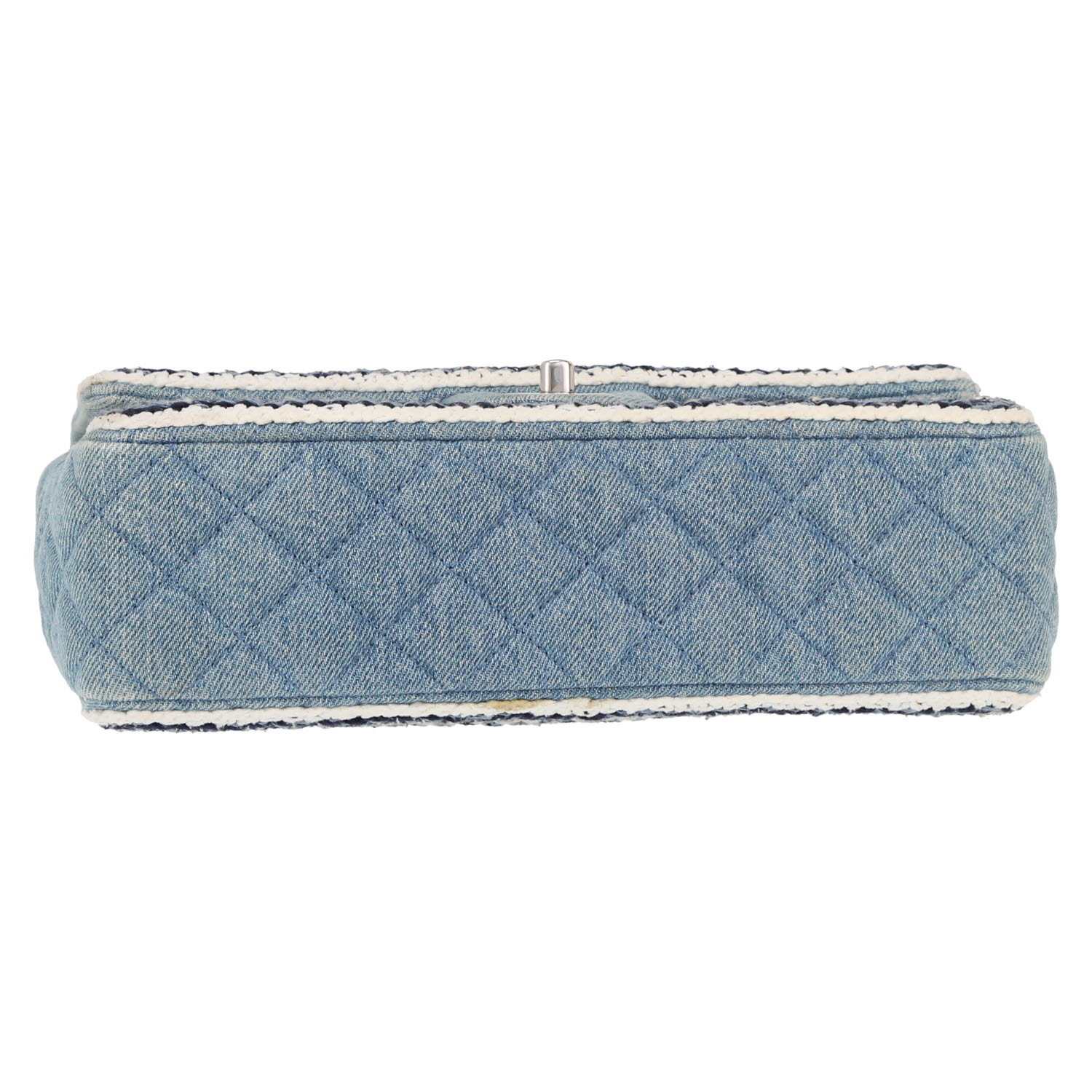 Chanel  Timeless Classic handbag  in blue denim - Detail D1
