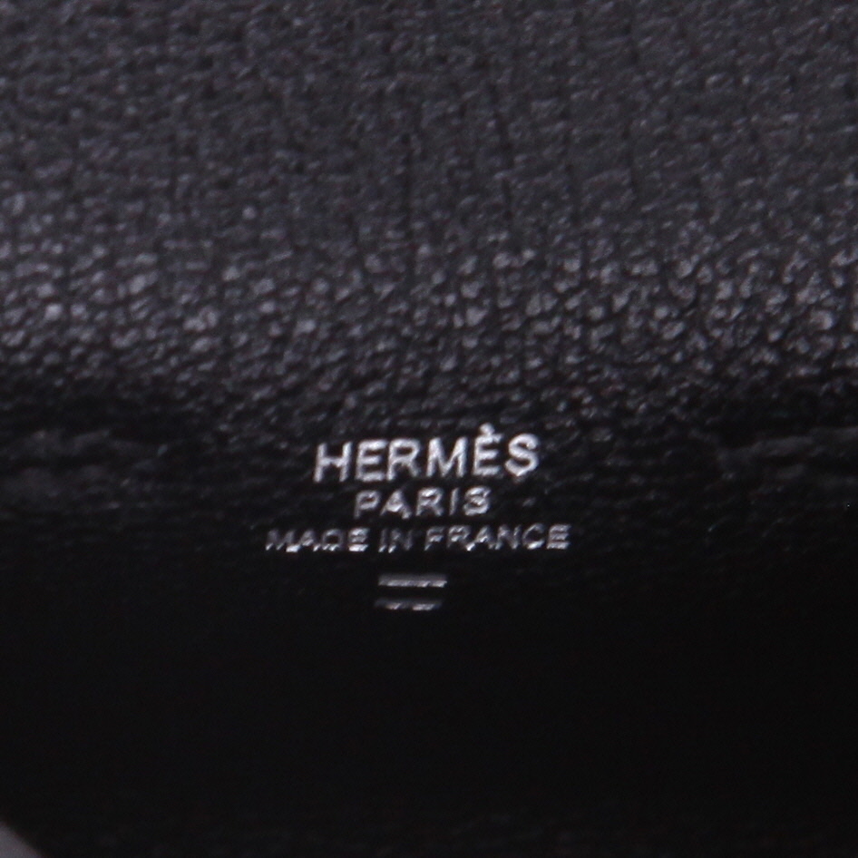 Bolso Hermès  Kelly Twilly bag charm en piel de lagarto negra y seda multicolor - Detail D2