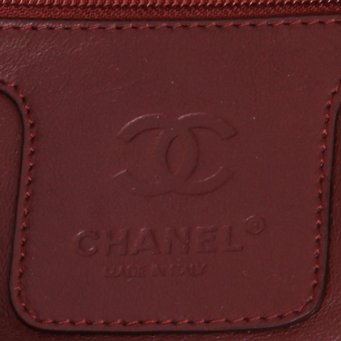 Chanel  Coco Cocoon shopping bag  in black leather - Detail D2