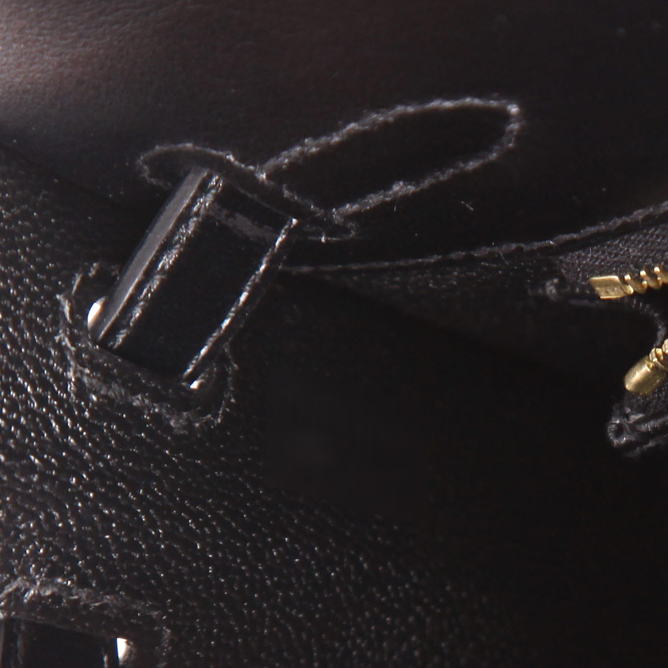 Bolso de mano Hermès  Kelly 25 cm en cuero box negro - Detail D3