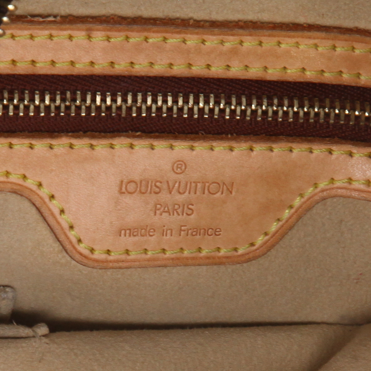 Louis Vuitton  Looping handbag  in brown monogram canvas  and natural leather - Detail D2