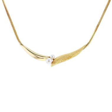 Collar Mikimoto  de oro amarillo y perlas