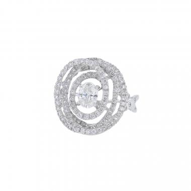 Sortija Chanel Air de oro blanco y diamantes