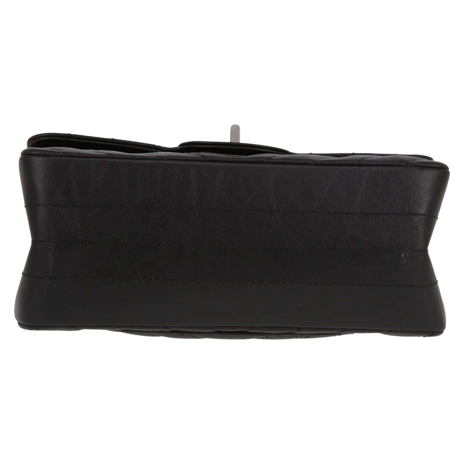 Bolso de mano Chanel 2.55 mini  en cuero acolchado con motivos de espigas negro - Detail D1