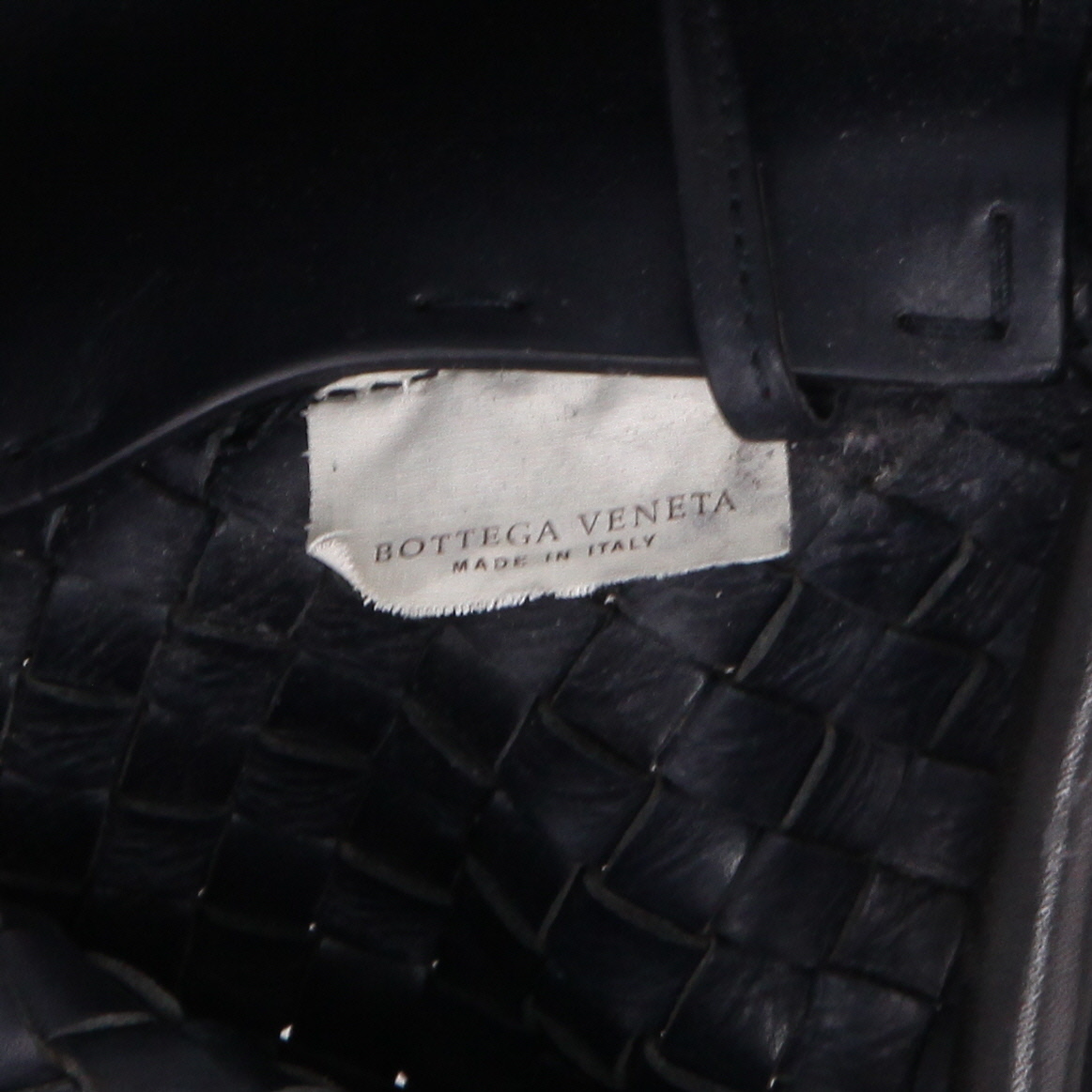 Shopping bag Bottega Veneta  Cabat in pelle intrecciata nera - Detail D2