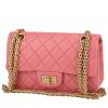 Bolso de mano Chanel 2.55 en cuero acolchado rosa - 00pp thumbnail