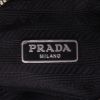 Sac bandoulière Prada  Re-Edition 2005 en toile et cuir noire - Detail D2 thumbnail