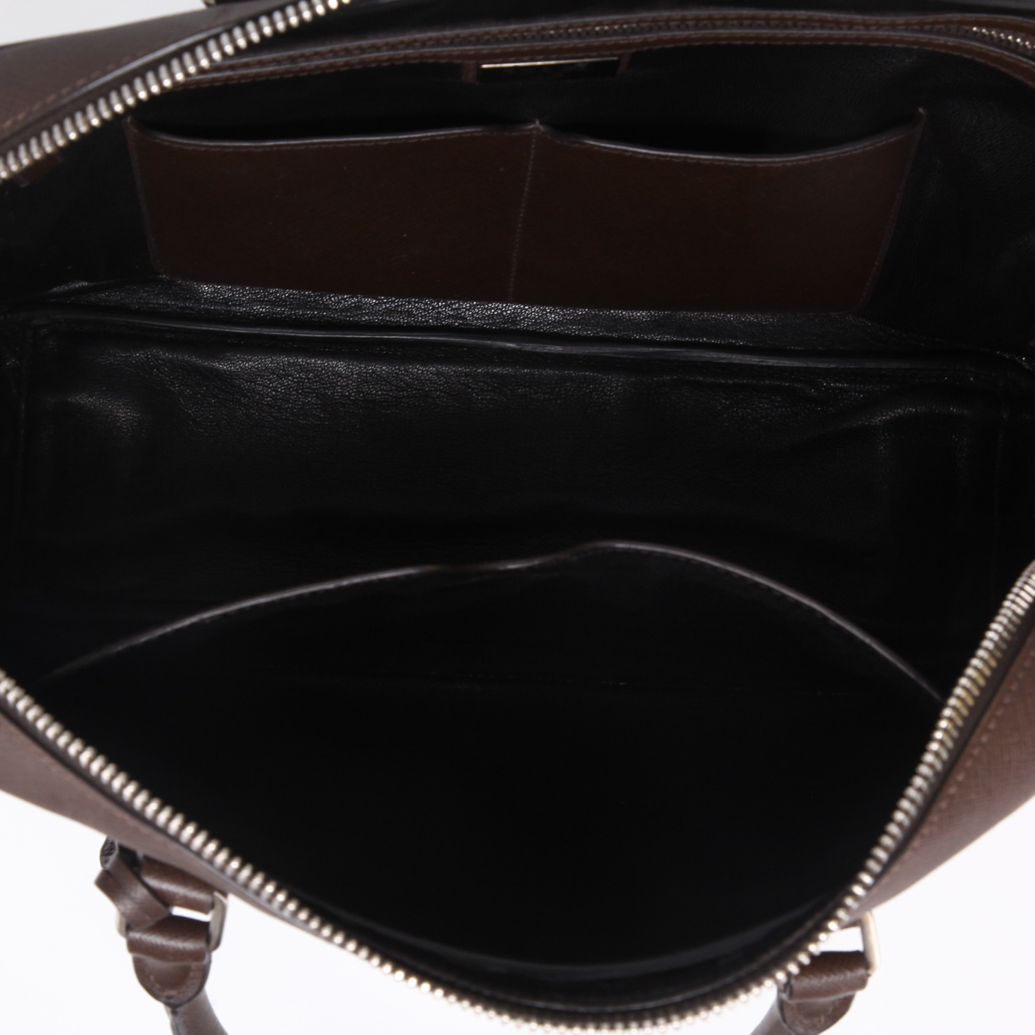 Prada   briefcase  in brown leather saffiano - Detail D3