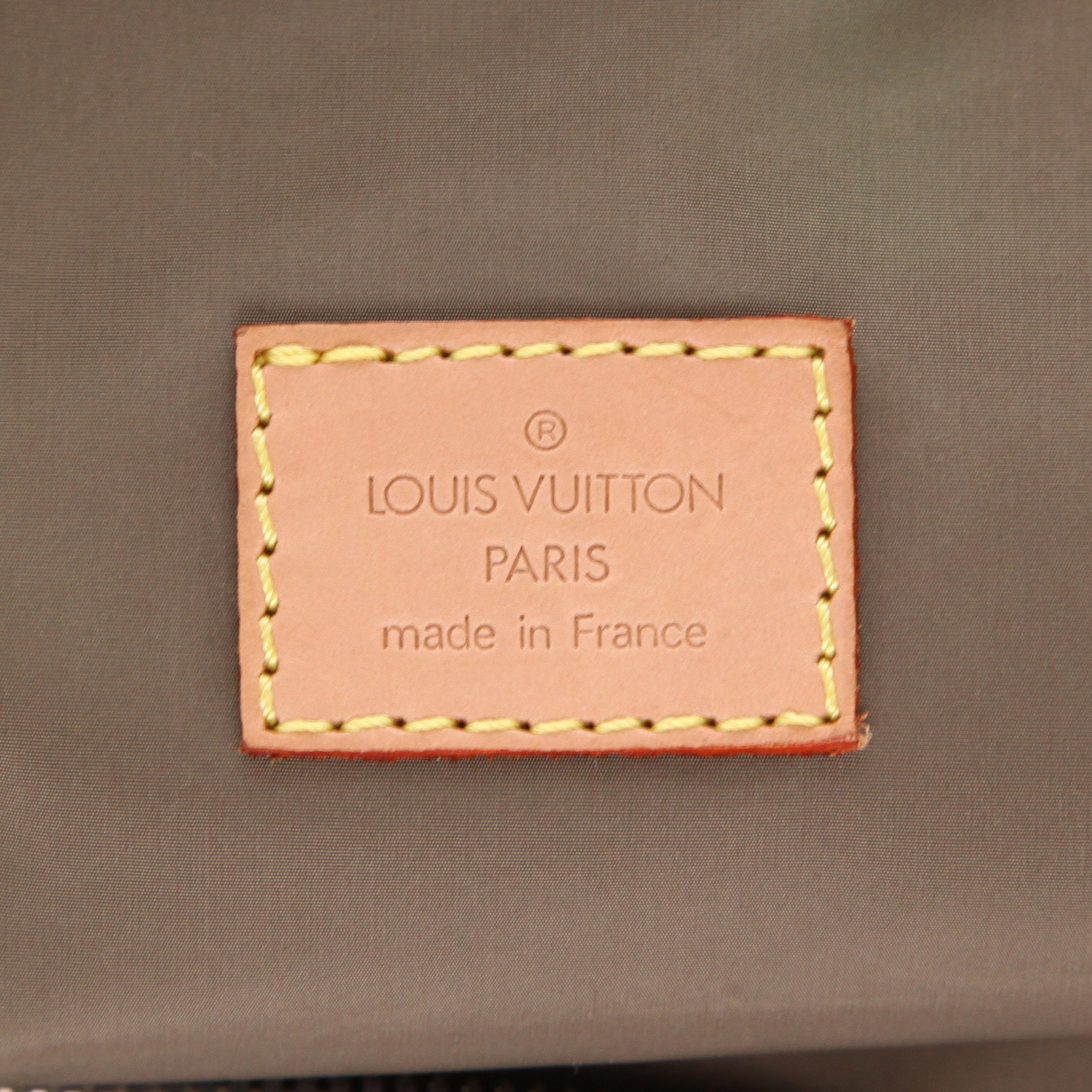 Bolsa de viaje Louis Vuitton  Attaquant en lona beige y cuero natural - Detail D6