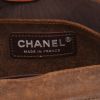 Sac à main Chanel   en cuir marron et fourrure synthétique bleue - Detail D2 thumbnail