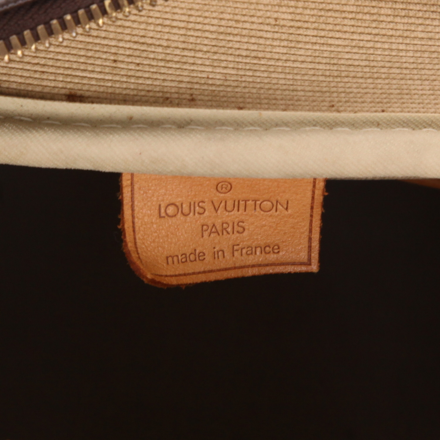 Sac à main Louis Vuitton  Deauville en toile monogram marron et cuir naturel - Detail D2