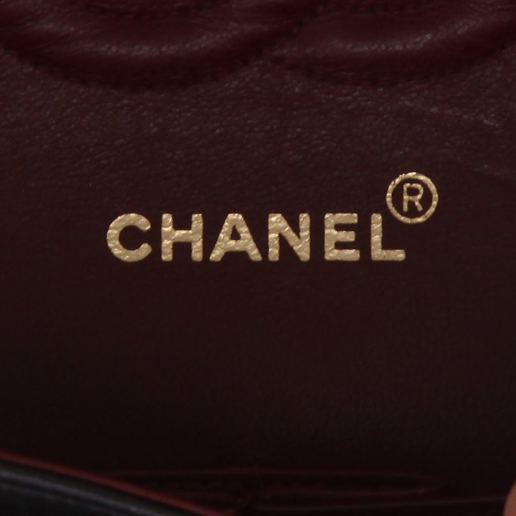 Borsa Chanel  Timeless Classic in pelle trapuntata nera - Detail D2