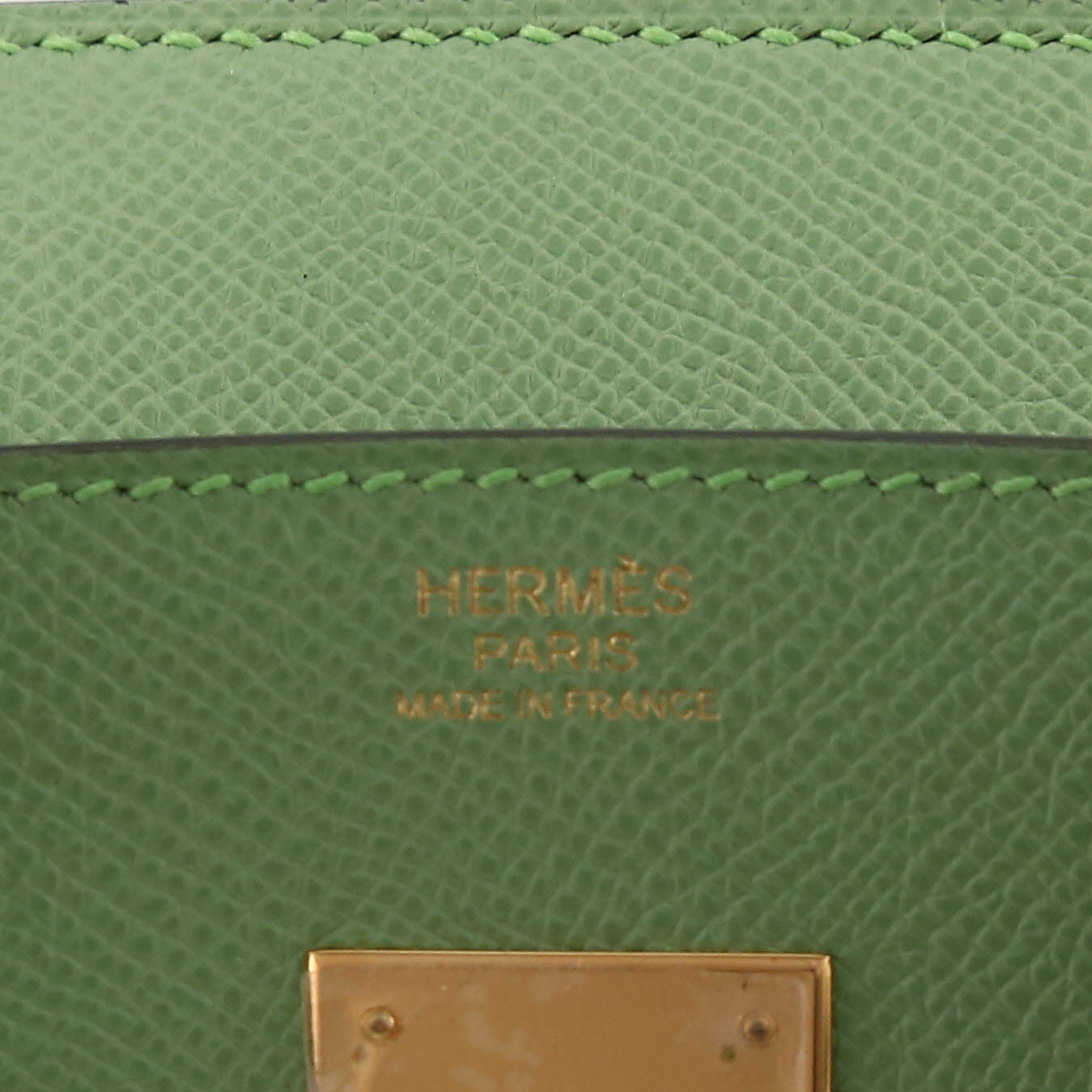 Bolso de mano Hermès  Birkin 30 cm en cuero epsom Vert Criquet - Detail D2