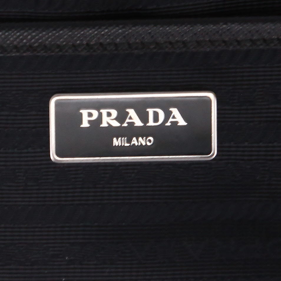 Sac à dos Prada   en toile noire et cuir noir - Detail D2