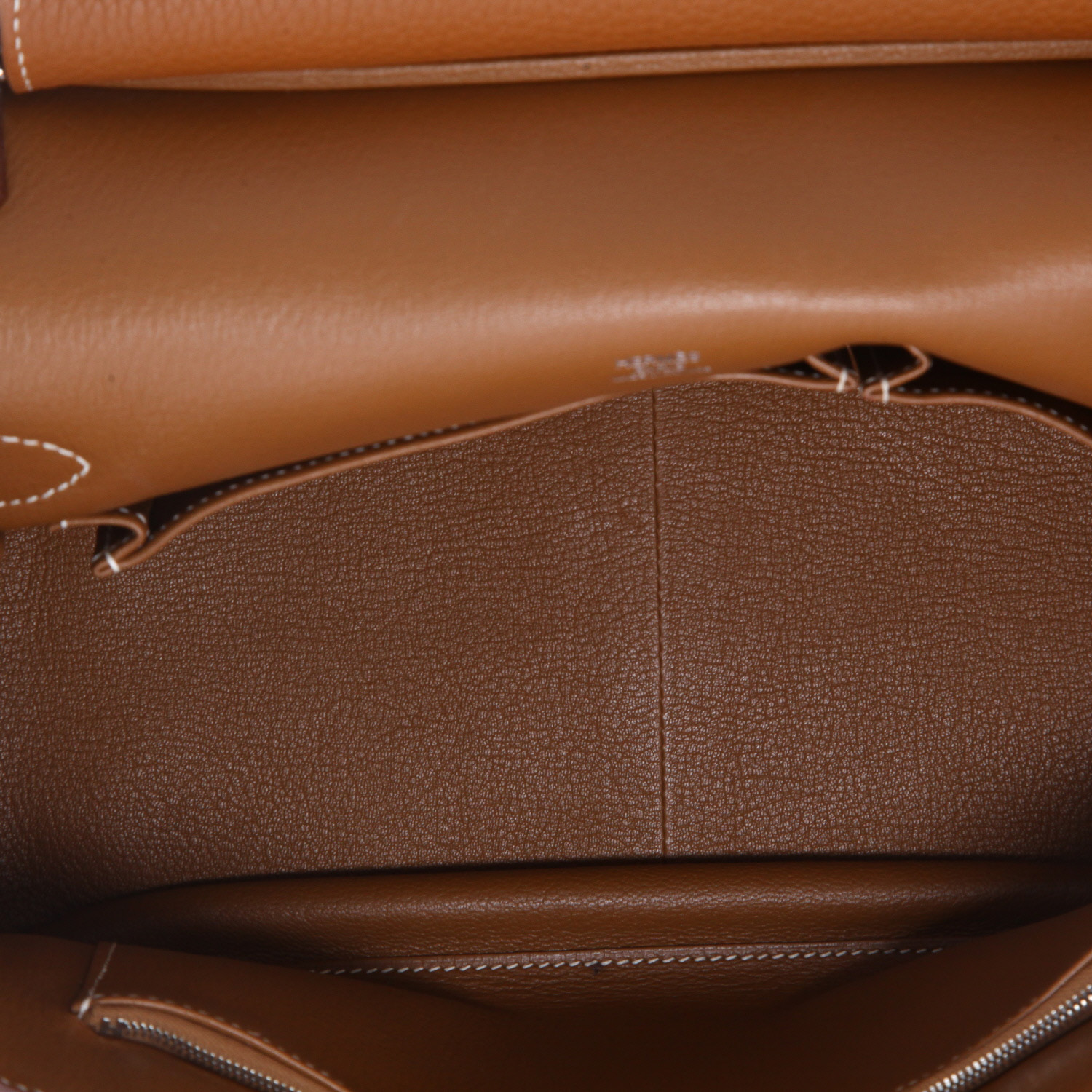 Bolso bandolera Hermès  Jypsiere 31 cm en cuero togo color oro - Detail D3